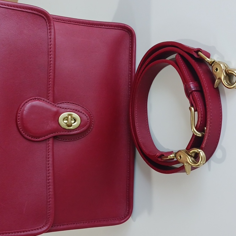 Vintage Coach Willis Station Bag #9927 - Picture 6 of 16